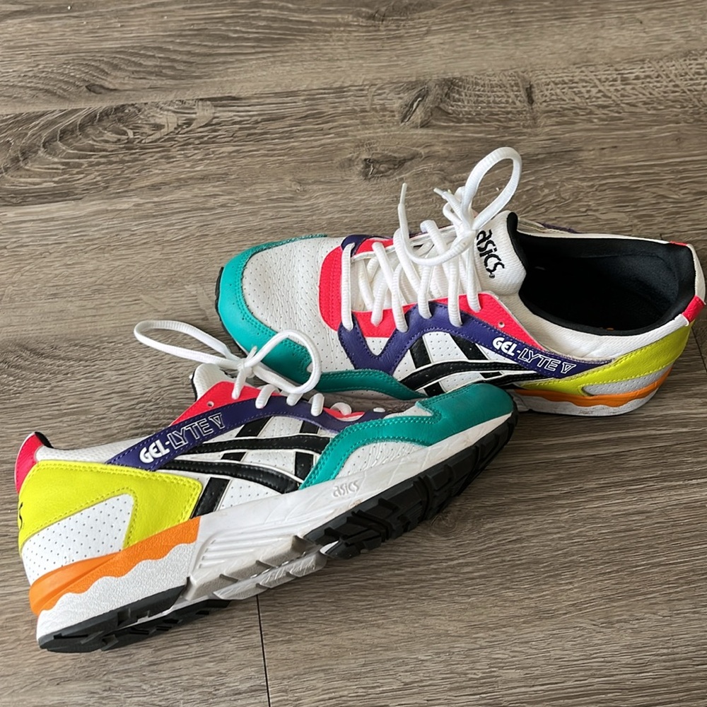 ASICS GEL-LYTE V